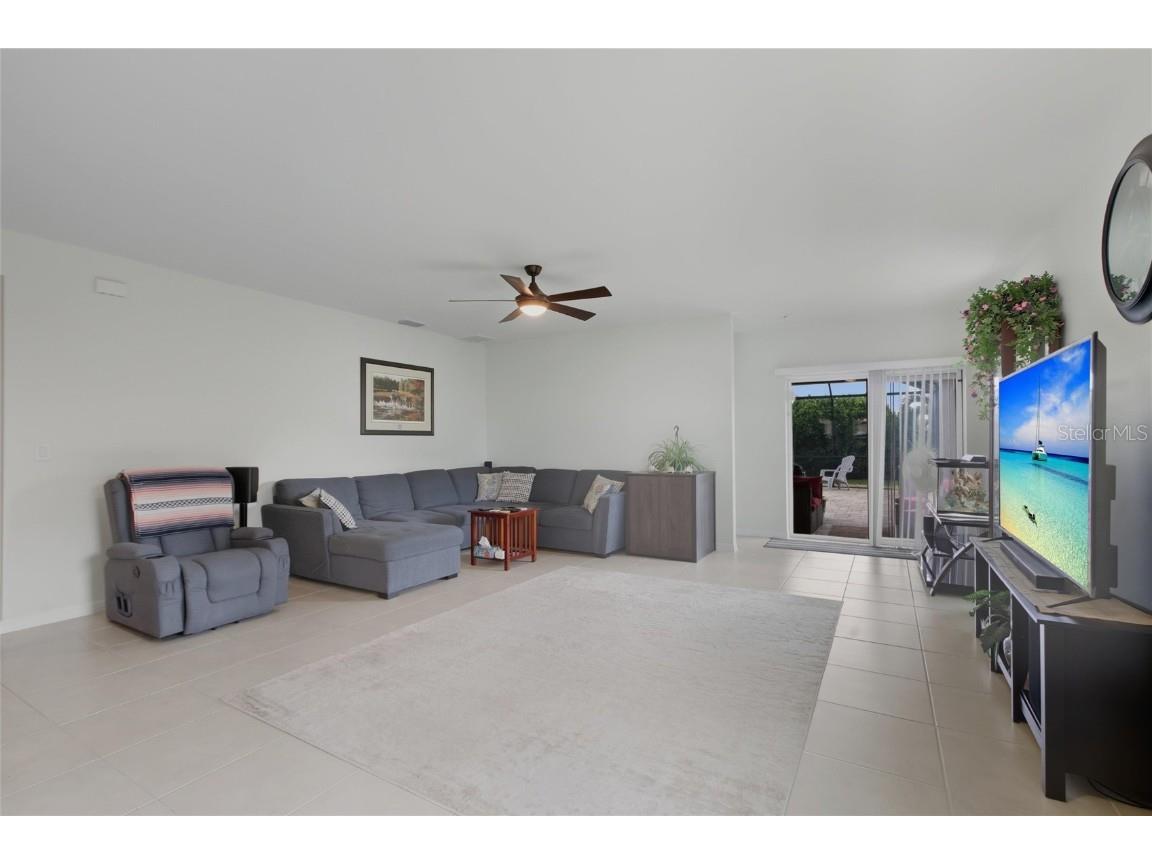 314 SE Van Loon Terrace Cape Coral FL 33990 TB8439153 image5