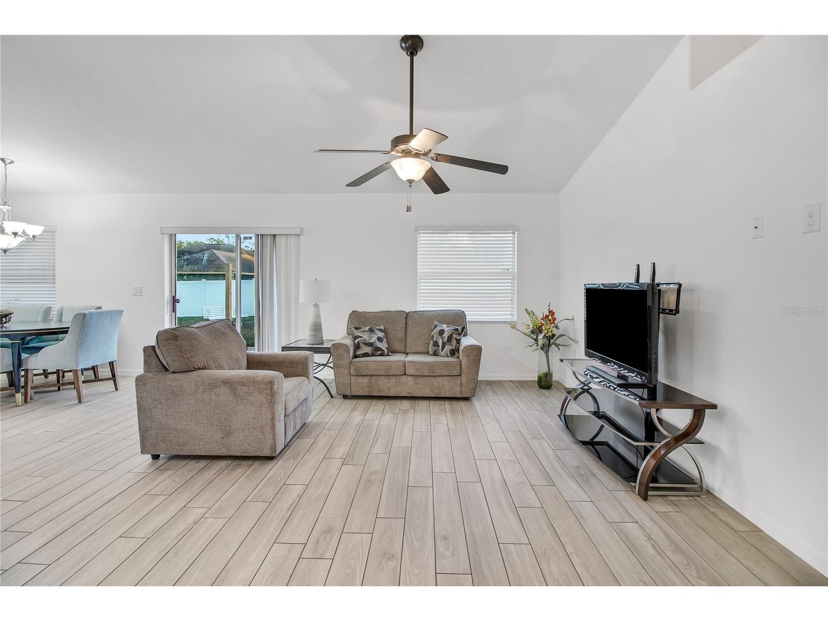 314 Stone Castle Loop Lady Lake FL 32159 G5106587 image9