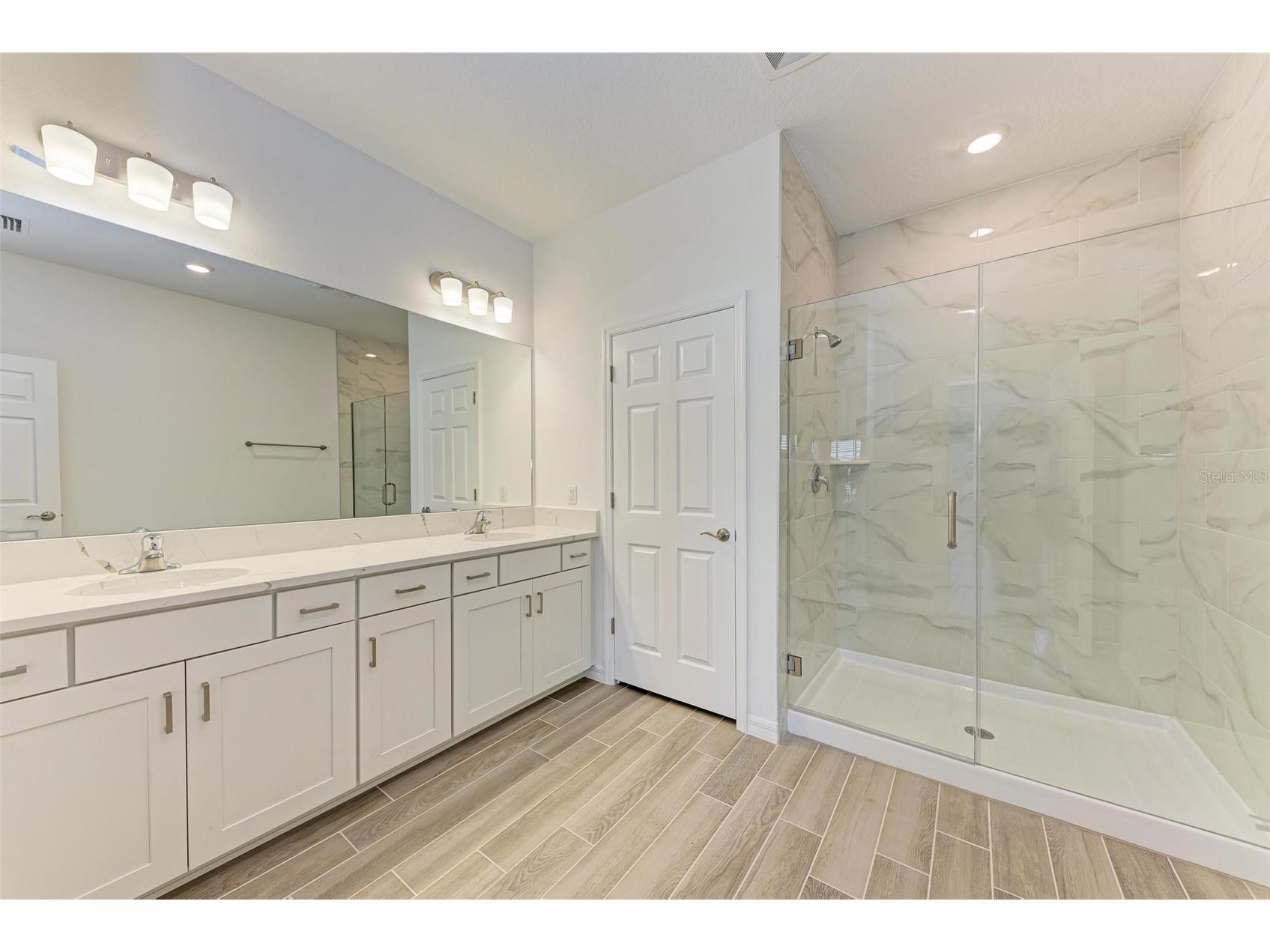 314 Via Anina Drive Sarasota FL 34243 A4695122 image33