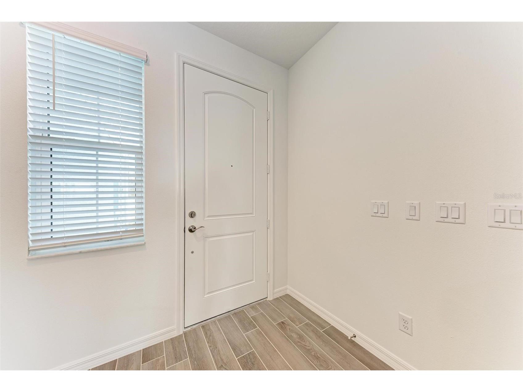 314 Via Anina Drive Sarasota FL 34243 A4695122 image5