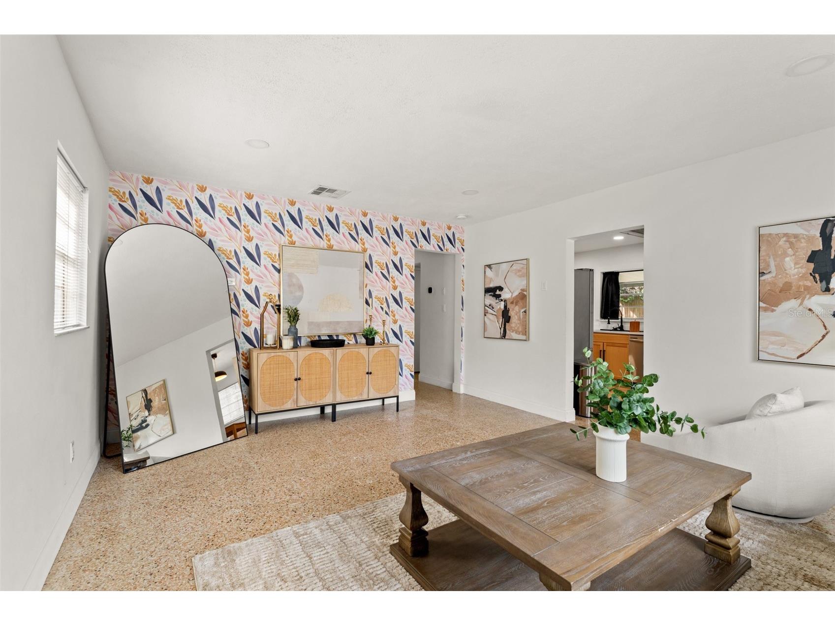 314 W Alva Street Tampa FL 33603 TB8462492 image3