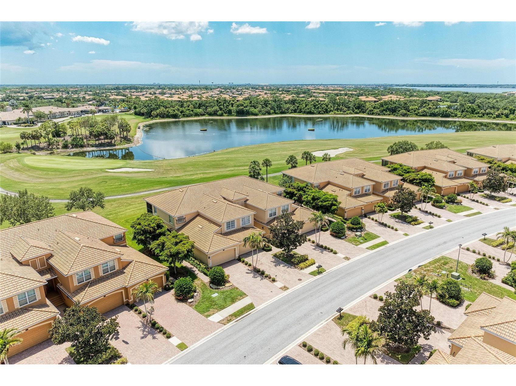 314 Winding Brook Lane #102 Bradenton FL 34212 A4698411 image3