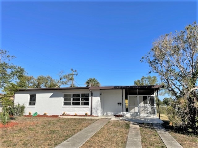 3140 Crestwood Drive Port Charlotte FL 33952 T3435854 image1