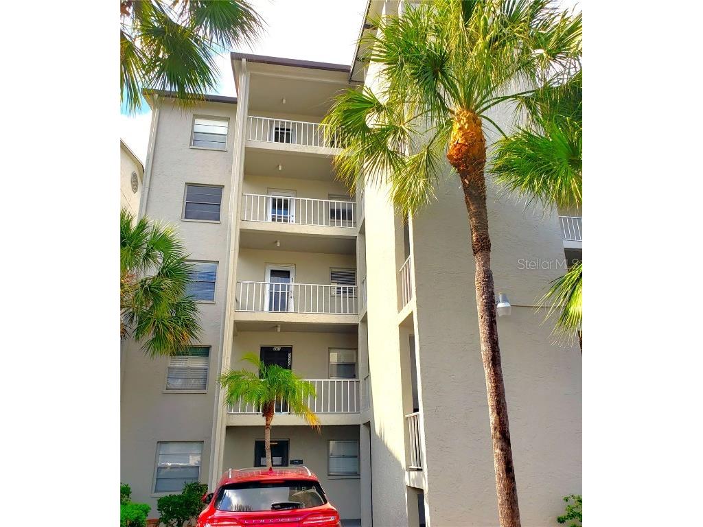 3140 Lake Bayshore Drive #301 Bradenton FL 34205 A4596457 image1