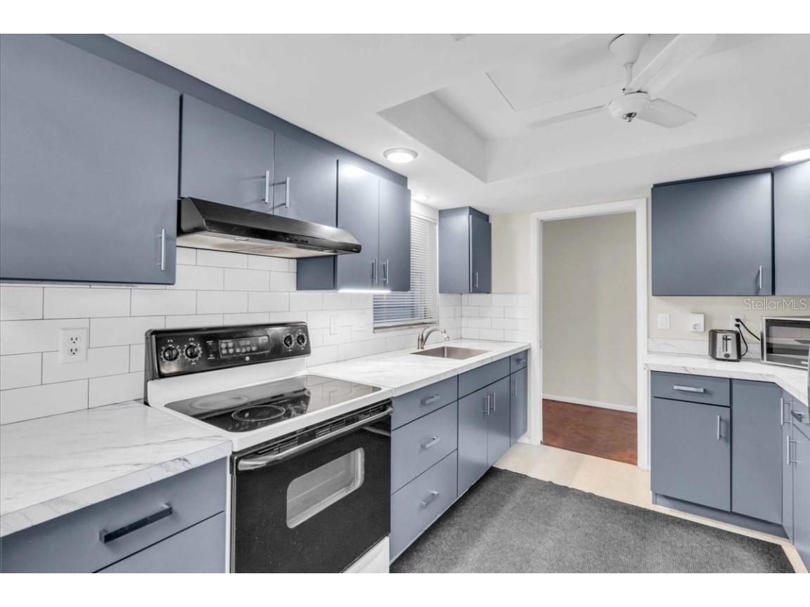 3140 Village Green Drive #1119 Sarasota FL 34239 A4672612 image15