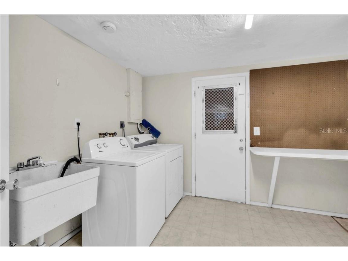 3140 Village Green Drive #1119 Sarasota FL 34239 A4672612 image26