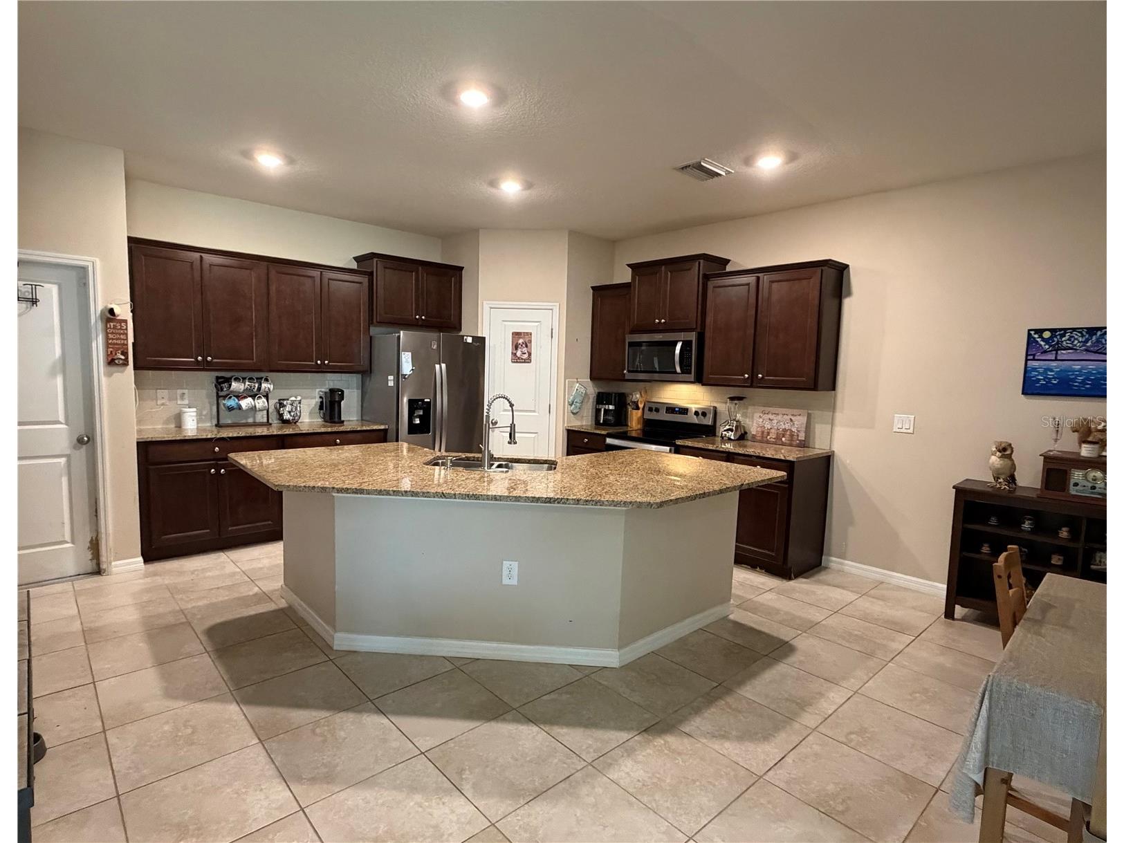 31406 Mango Fade Way San Antonio FL 33576 TB8495985 image12
