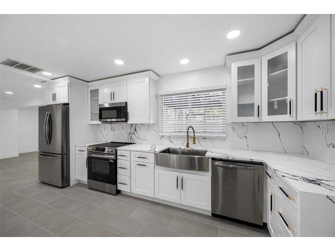 3141 Alta Vista Street Sarasota FL 34237 TB8438196 image13