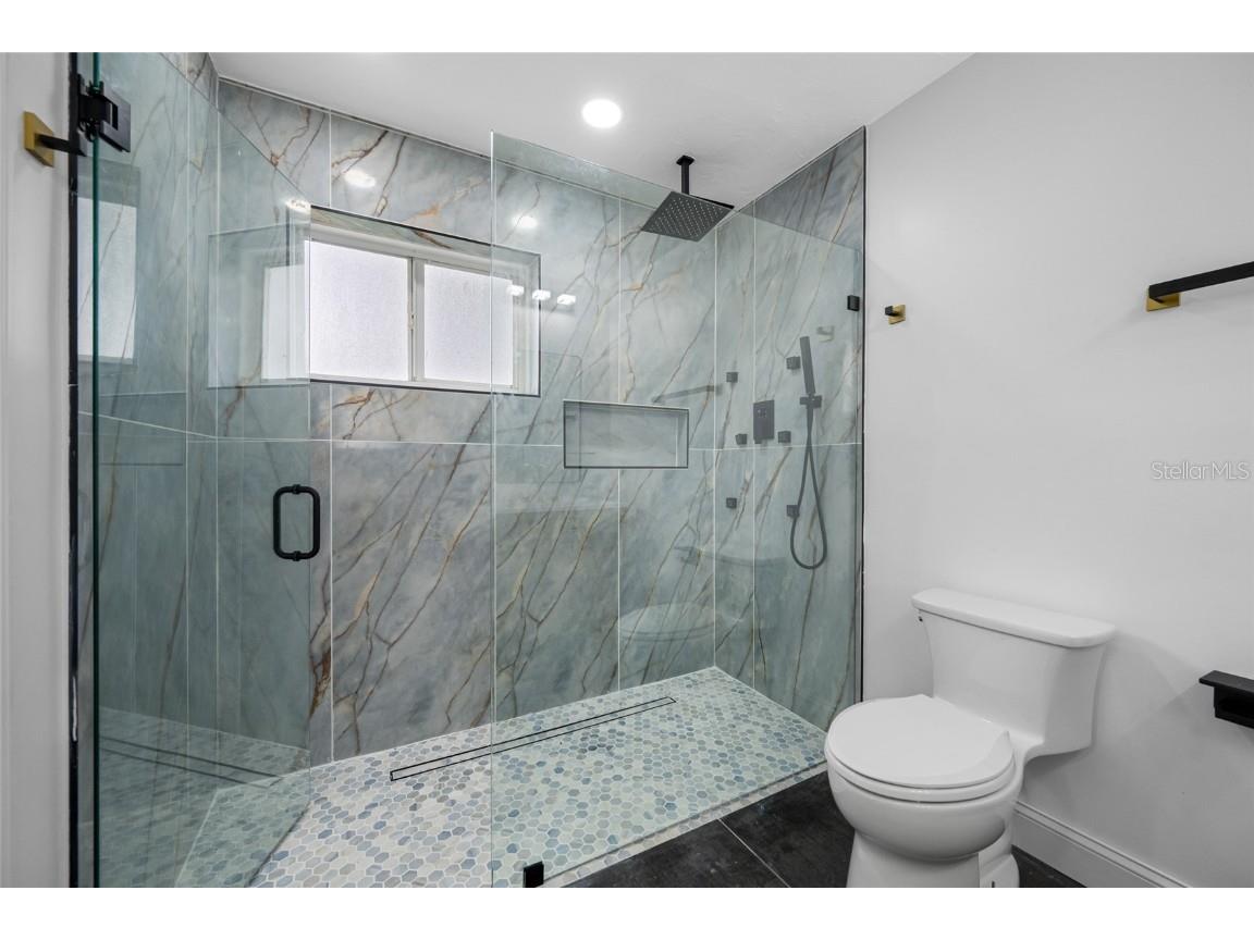 3141 Alta Vista Street Sarasota FL 34237 TB8438196 image18