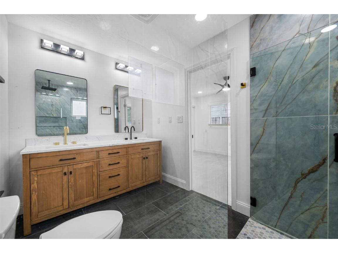 3141 Alta Vista Street Sarasota FL 34237 TB8438196 image19