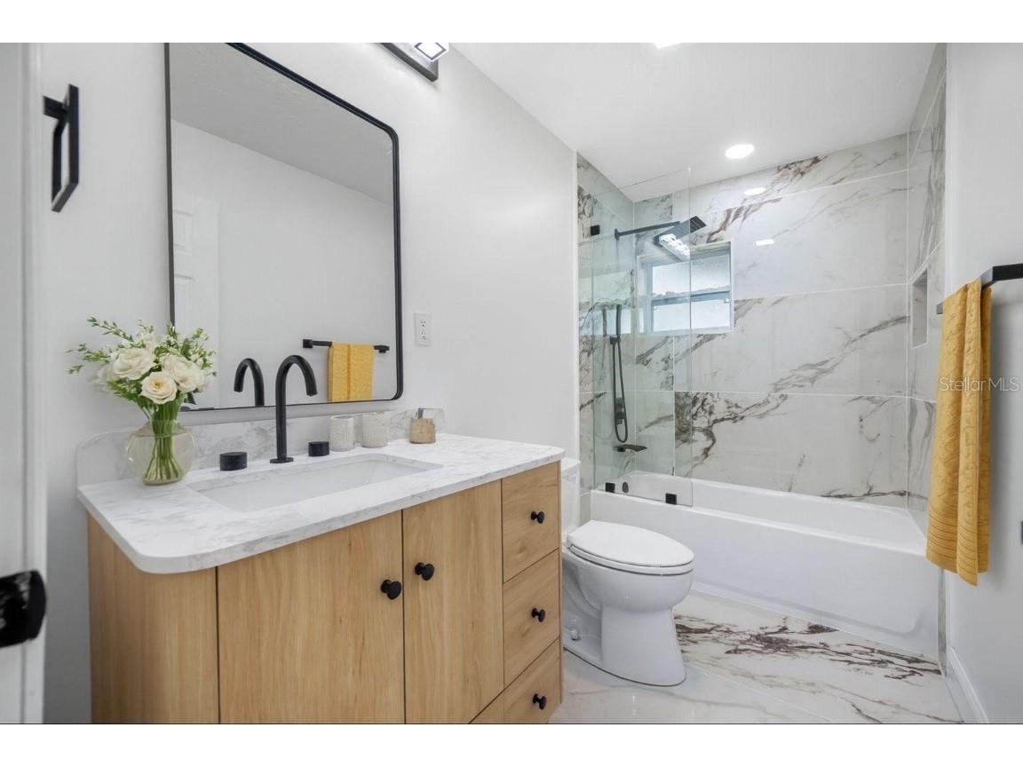 3141 Alta Vista Street Sarasota FL 34237 TB8438196 image22