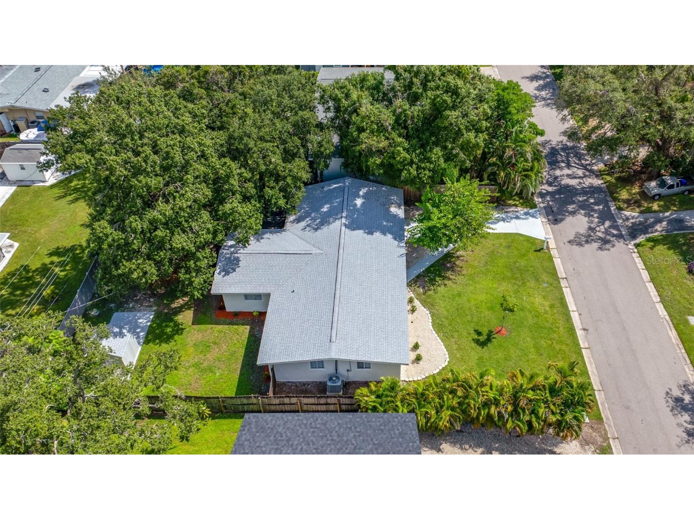 3141 Alta Vista Street Sarasota FL 34237 TB8438196 image25