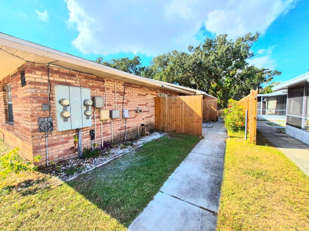 3141 Bloomingdale Villas Court Brandon FL 33511 TB8451548 image3