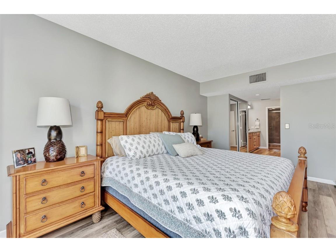 3141 Heatherwood Lane Sarasota FL 34235 A4669118 image29