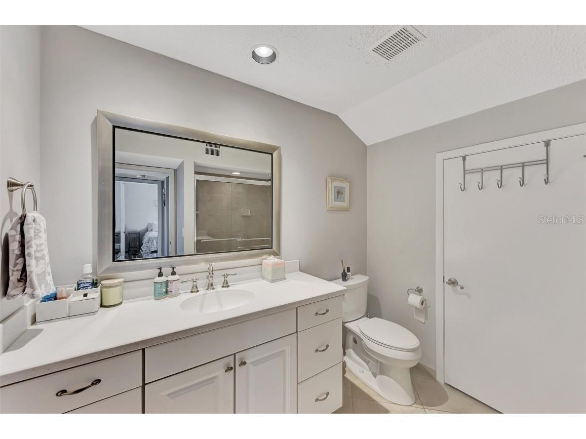 3141 Heatherwood Lane Sarasota FL 34235 A4669118 image36