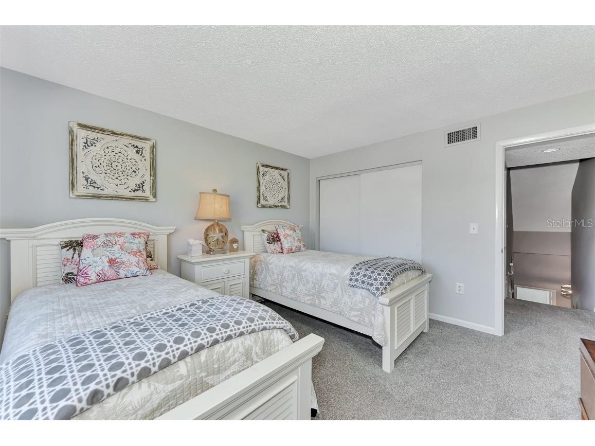 3141 Heatherwood Lane Sarasota FL 34235 A4669118 image39