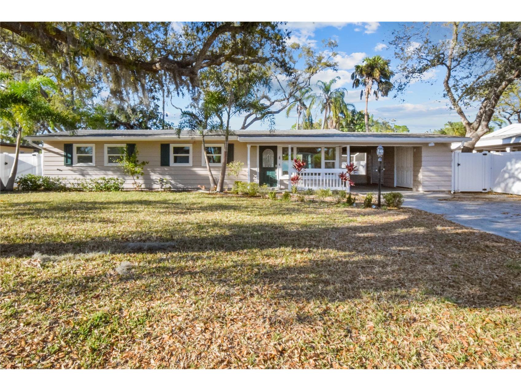 3141 Irving Street Sarasota FL 34237 A4686118 image1