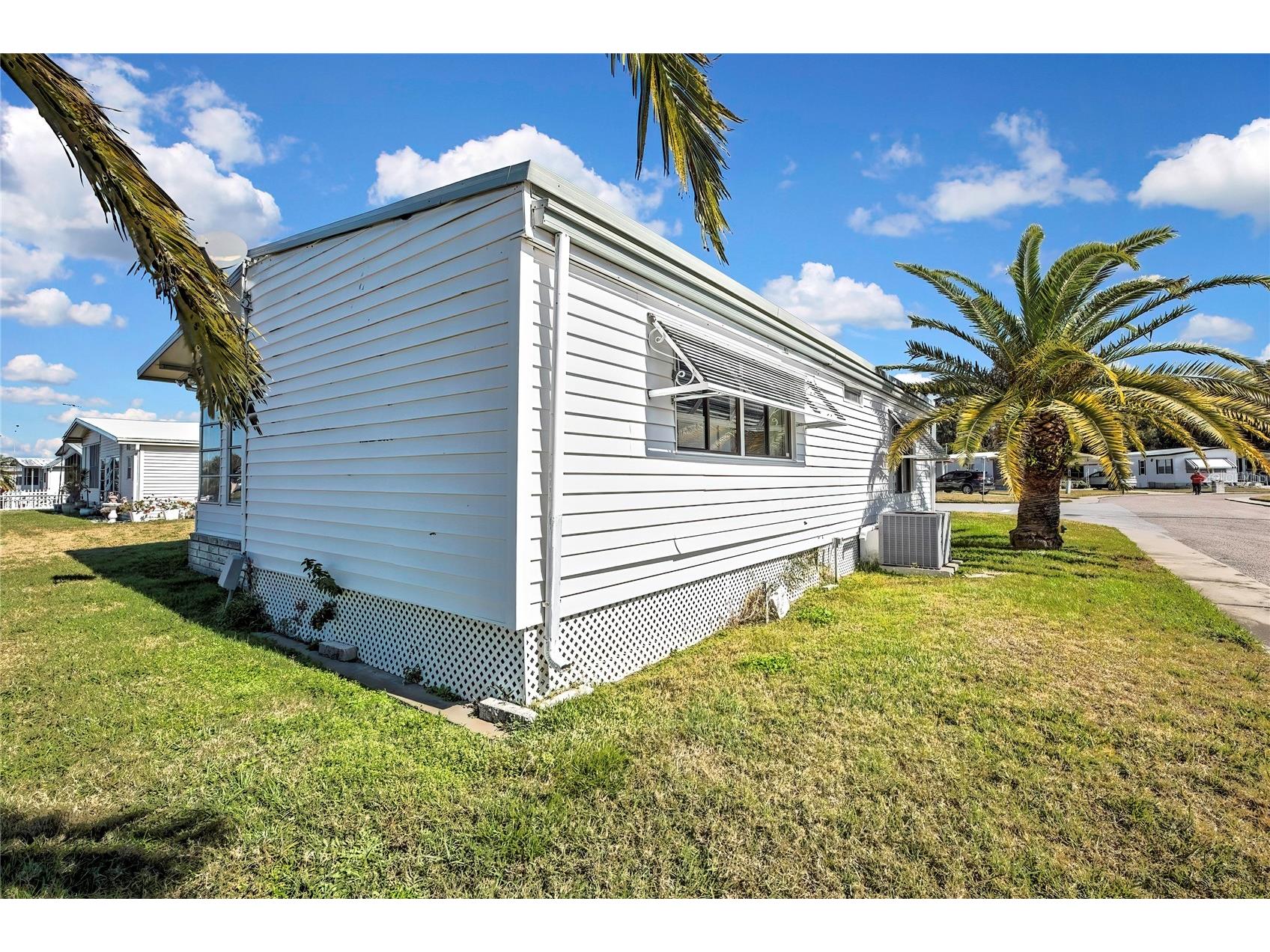 3141 Nantucket Drive Holiday FL 34690 TB8467321 image27
