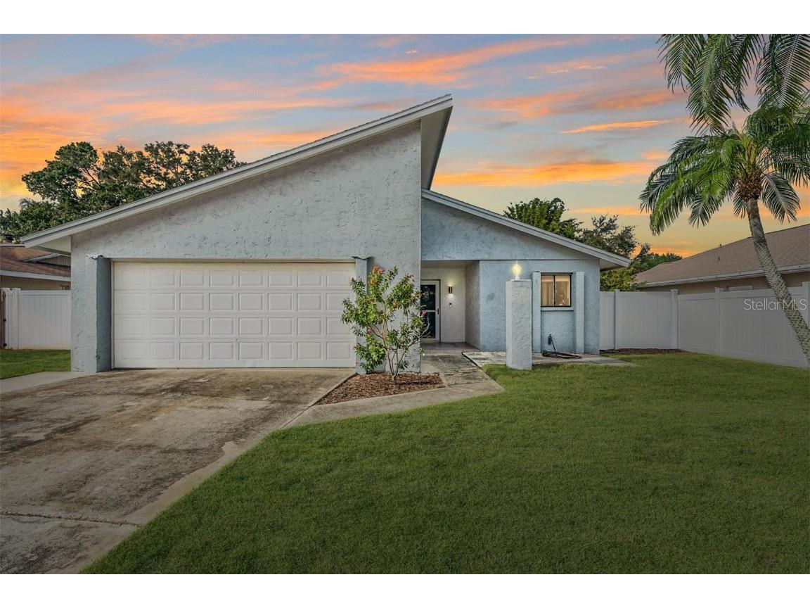 3142 Chamblee Lane Clearwater FL 33759 W7858668 image1