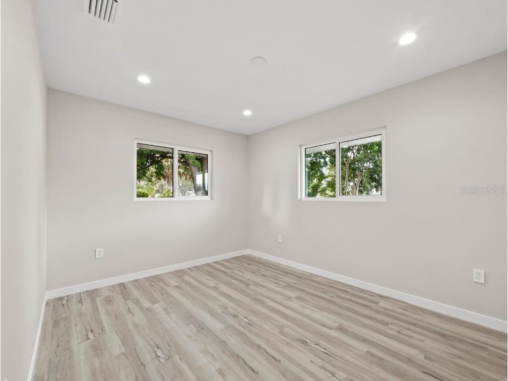 3142 Rose Street Sarasota FL 34239 A4670695 image25