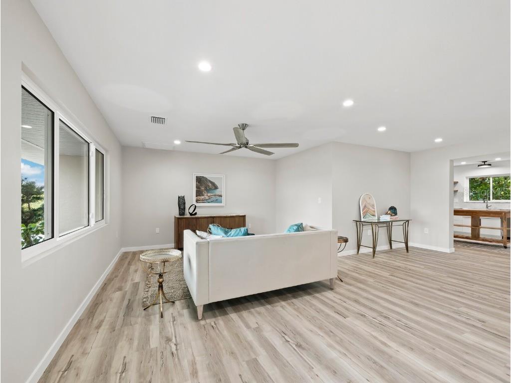 3142 Rose Street Sarasota FL 34239 A4670695 image5