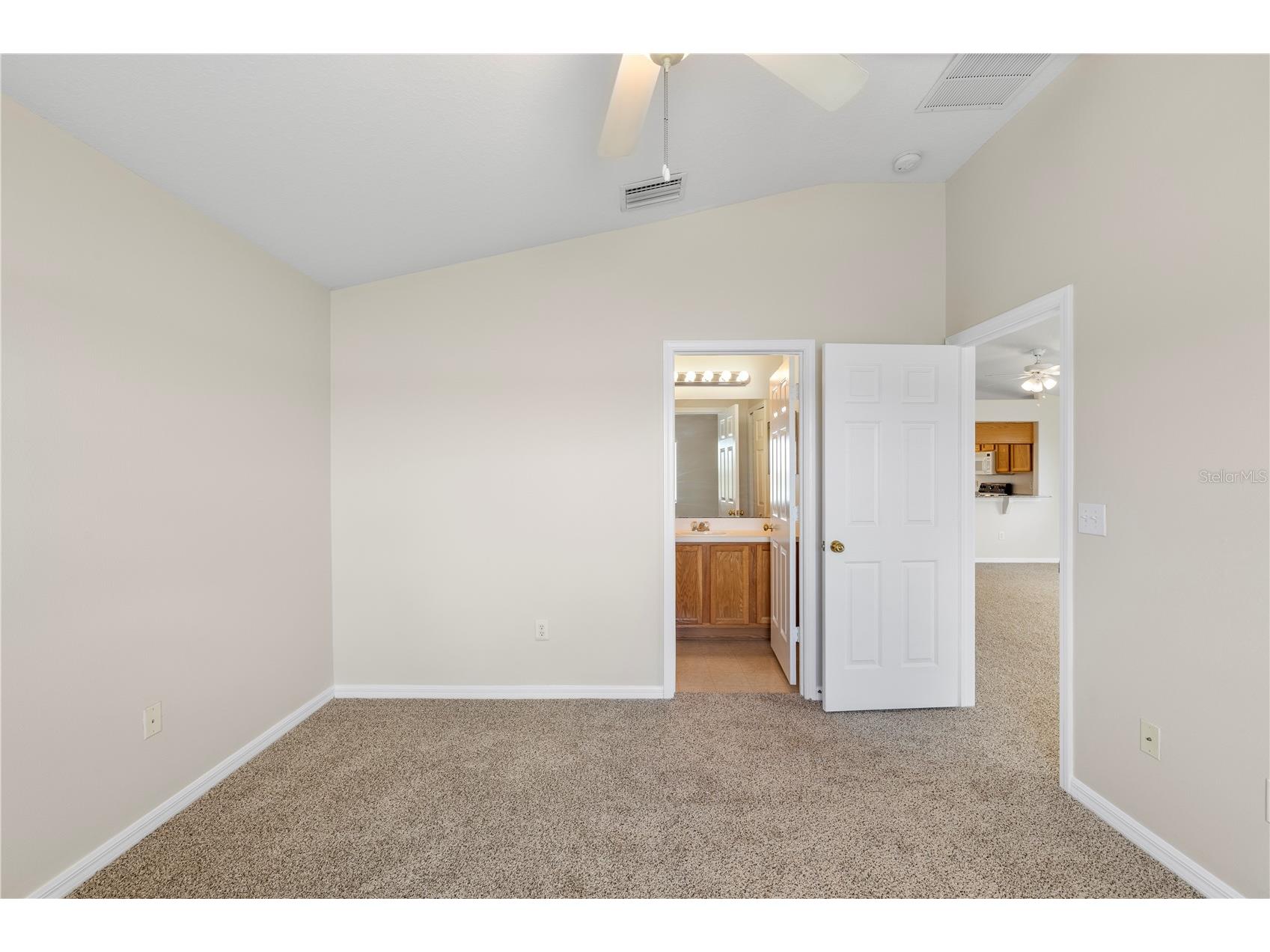 31421 Triborough Drive Wesley Chapel FL 33545 - BRIDGEWATER COMMUNITY POND TB8510349 image19