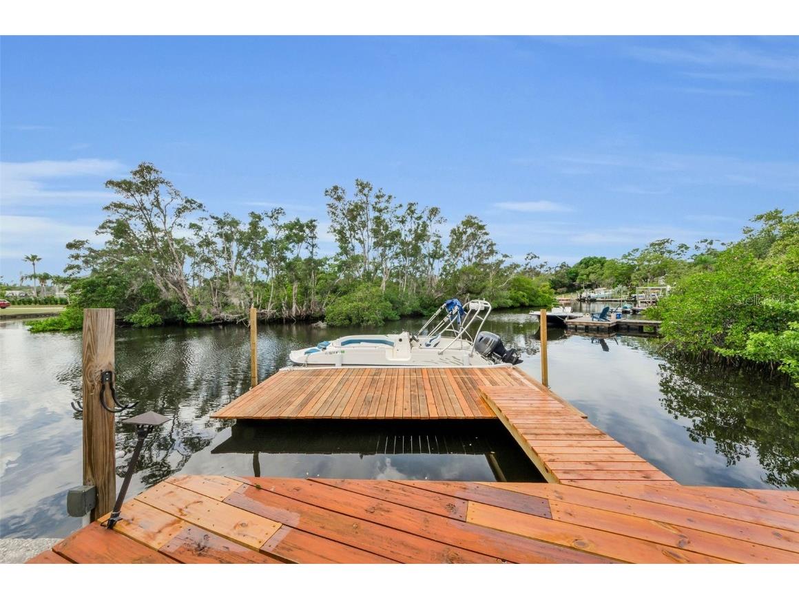 3143 Pineview Drive Holiday FL 34691 W7879730 image4