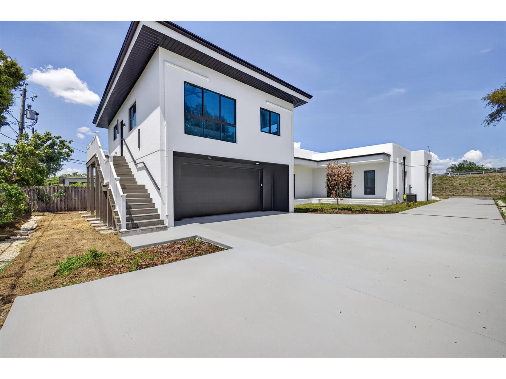3144 22nd Street N Saint Petersburg FL 33713 TB8511688 image2