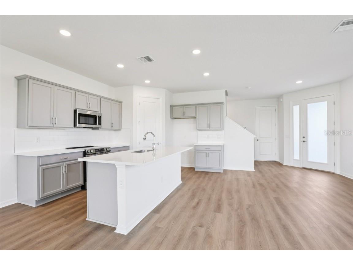 31445 Spanish Mission Road San Antonio FL 33576 TB8419280 image18