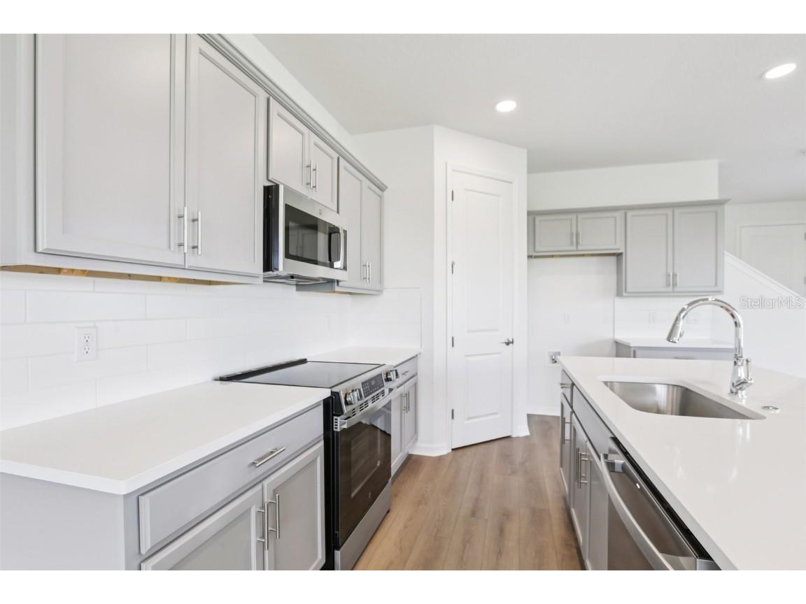 31445 Spanish Mission Road San Antonio FL 33576 TB8419280 image24