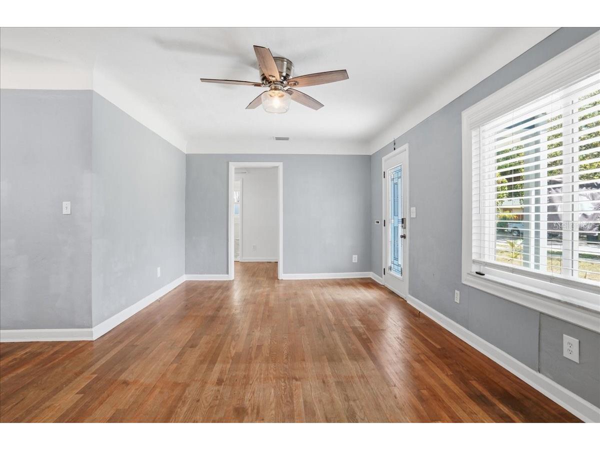 3145 8th Avenue N Saint Petersburg FL 33713 TB8505632 image6
