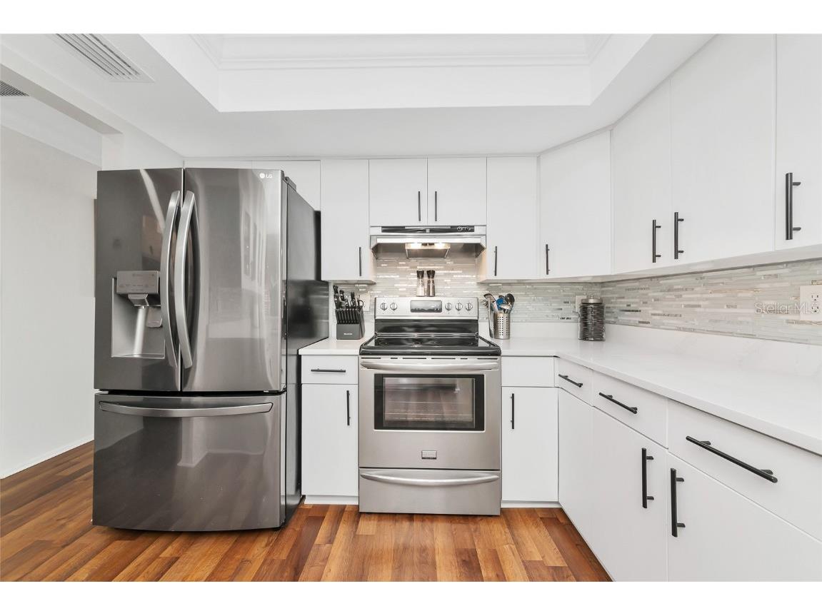 3145 Bougainvillea Street Sarasota FL 34239 A4671536 image12