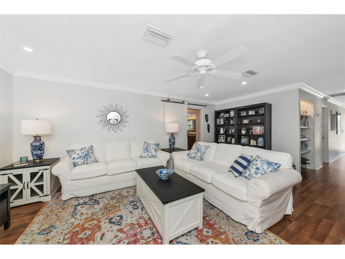 3145 Bougainvillea Street Sarasota FL 34239 A4671536 image22