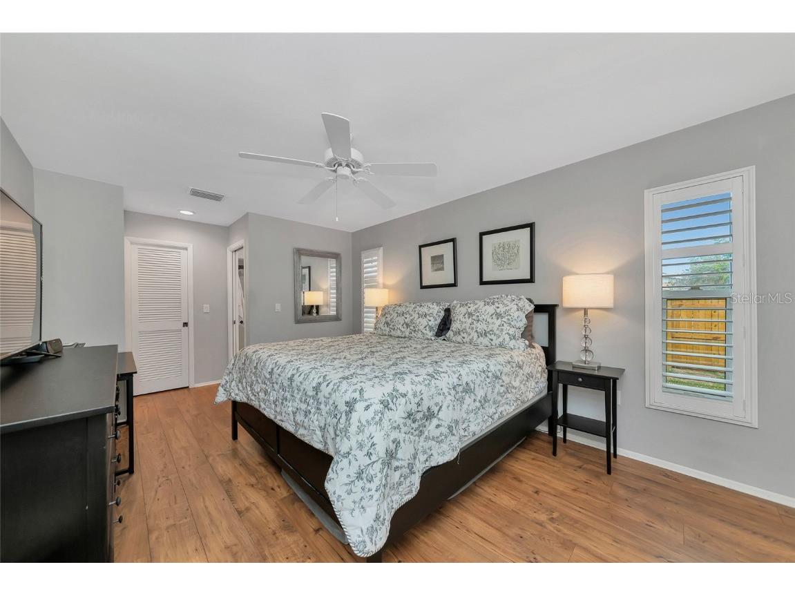 3145 Bougainvillea Street Sarasota FL 34239 A4671536 image24