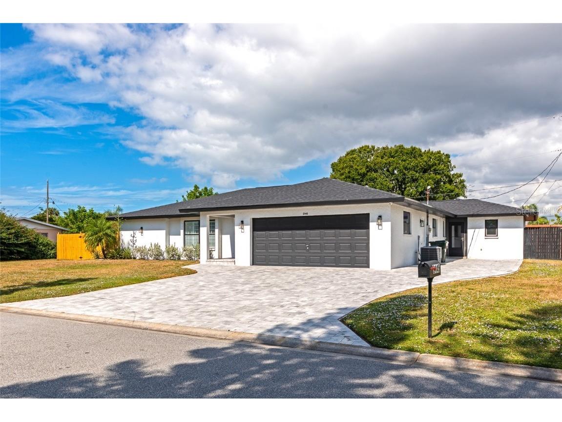 3145 Bougainvillea Street Sarasota FL 34239 A4671536 image3