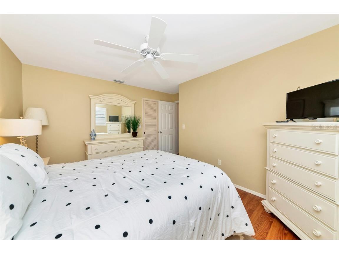 3145 Bougainvillea Street Sarasota FL 34239 A4671536 image37