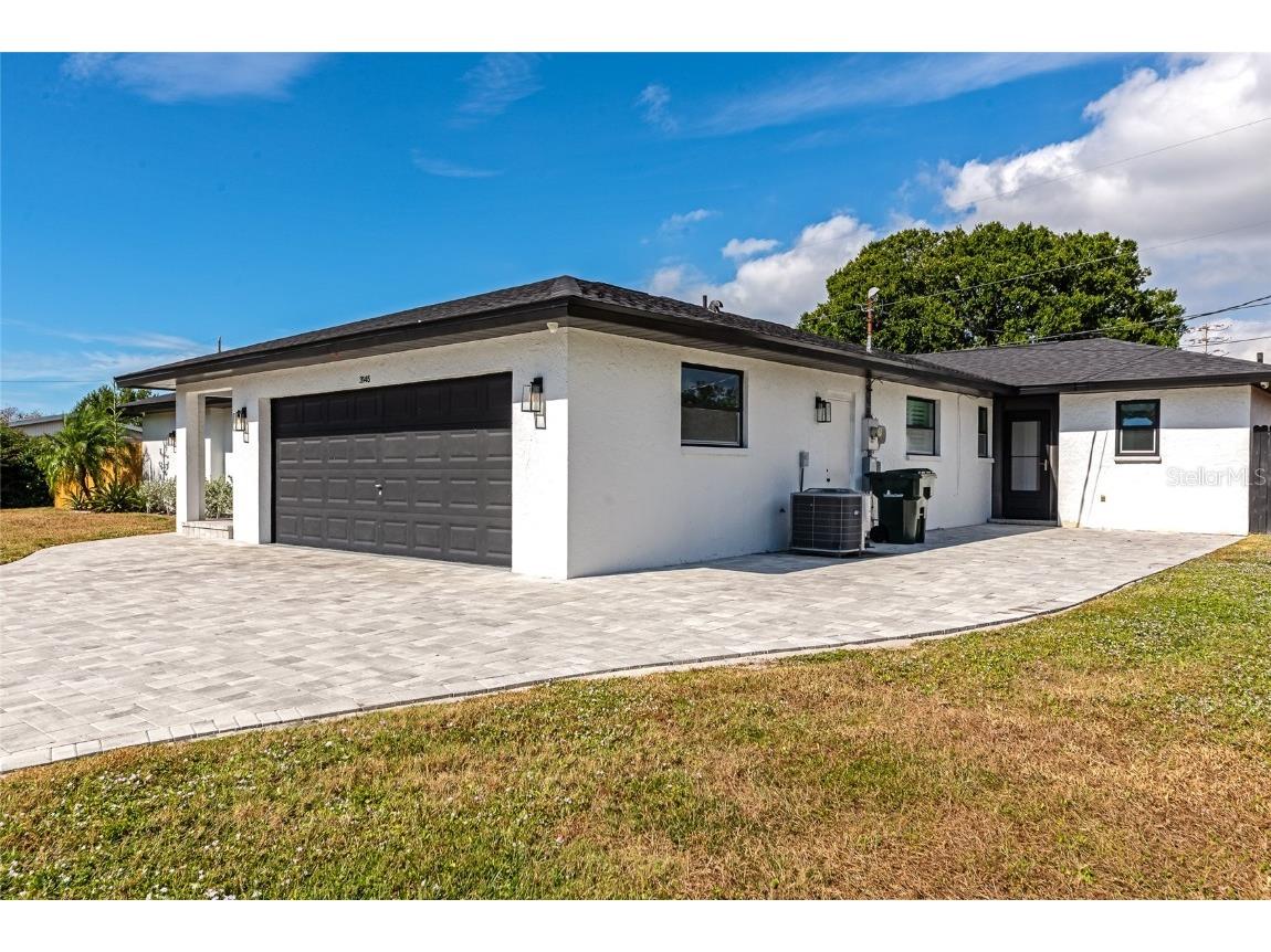 3145 Bougainvillea Street Sarasota FL 34239 A4671536 image4