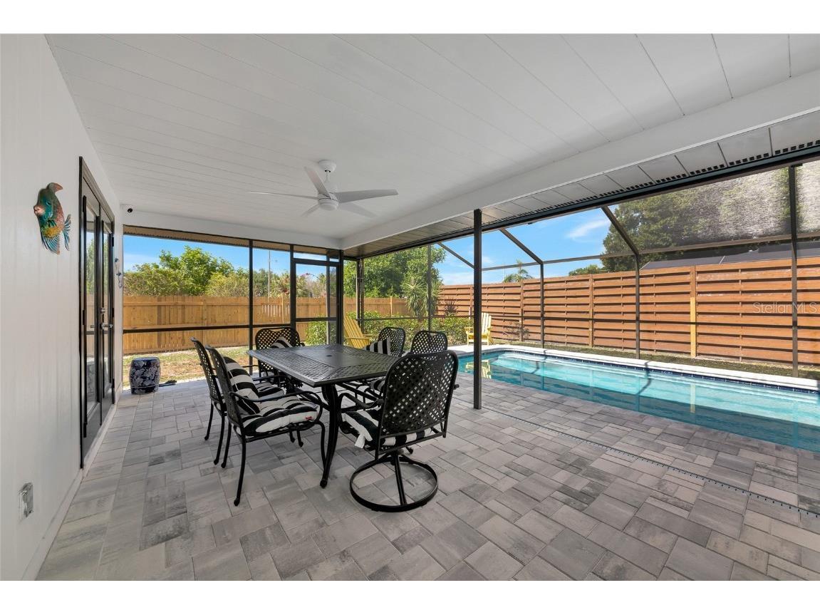 3145 Bougainvillea Street Sarasota FL 34239 A4671536 image40