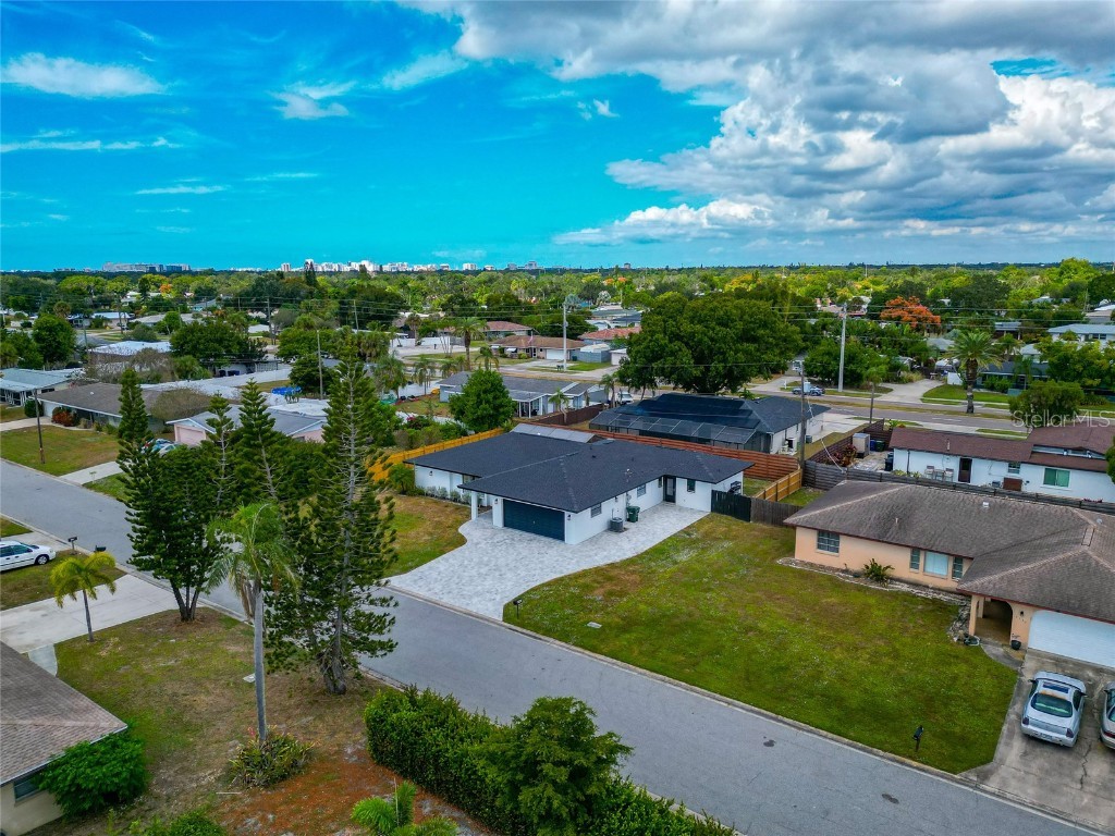 3145 Bougainvillea Street Sarasota FL 34239 A4671536 image52