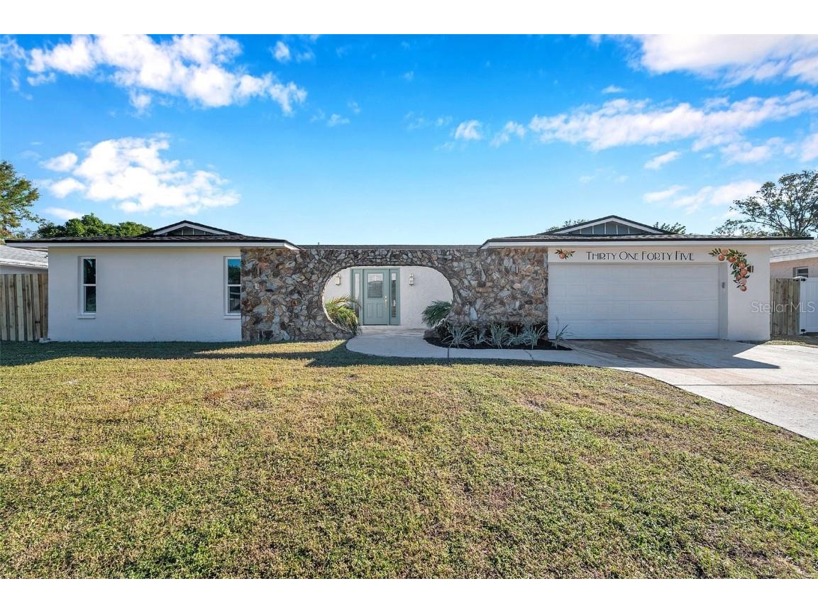 3145 Fiesta Drive Dunedin FL 34698 TB8328018 image1