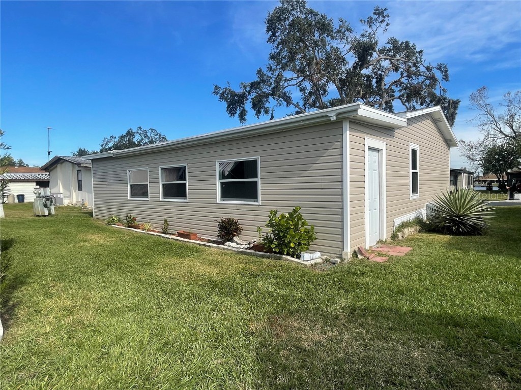 3145 Hidden Lake Drive Wesley Chapel FL 33543 O6263571 image2