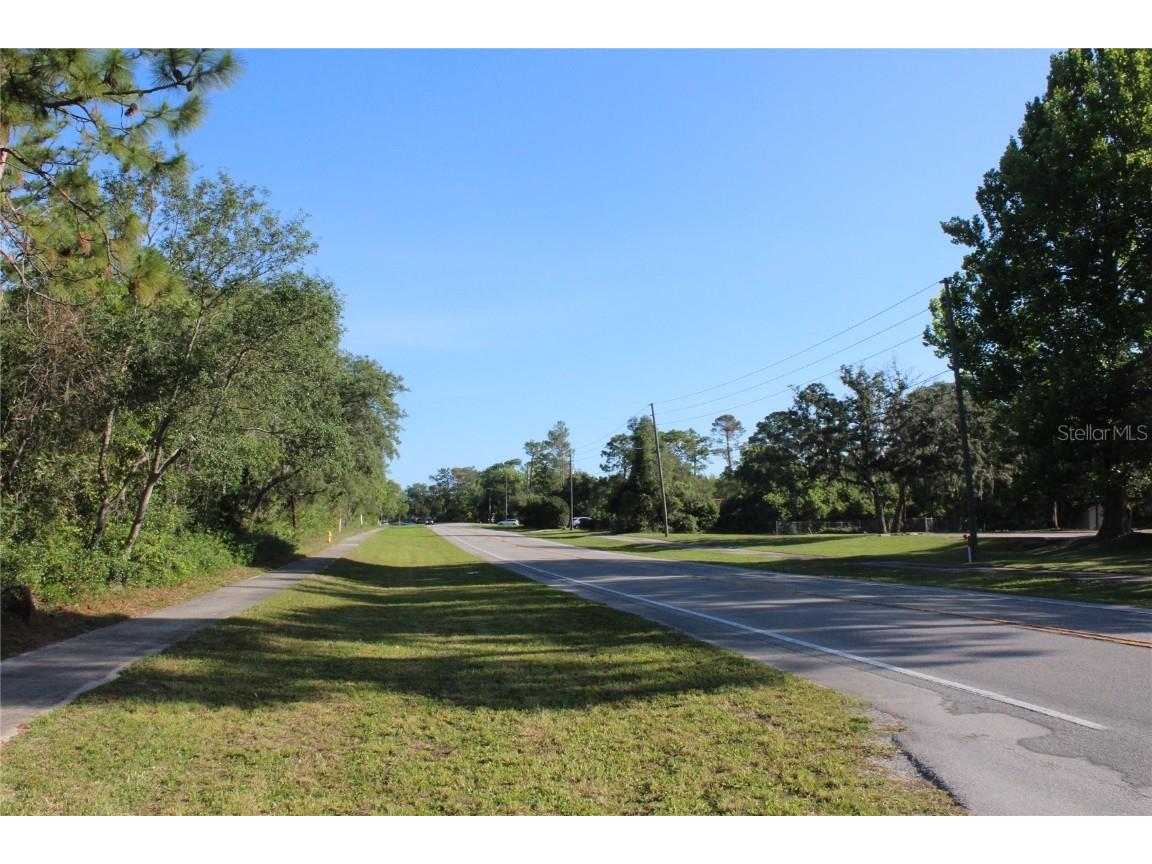 3145 Yorkshire Drive Deltona FL 32738 V4930096 image4