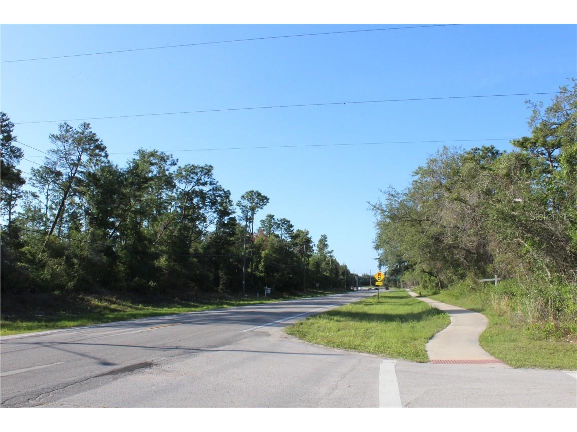 3145 Yorkshire Drive Deltona FL 32738 V4930096 image5