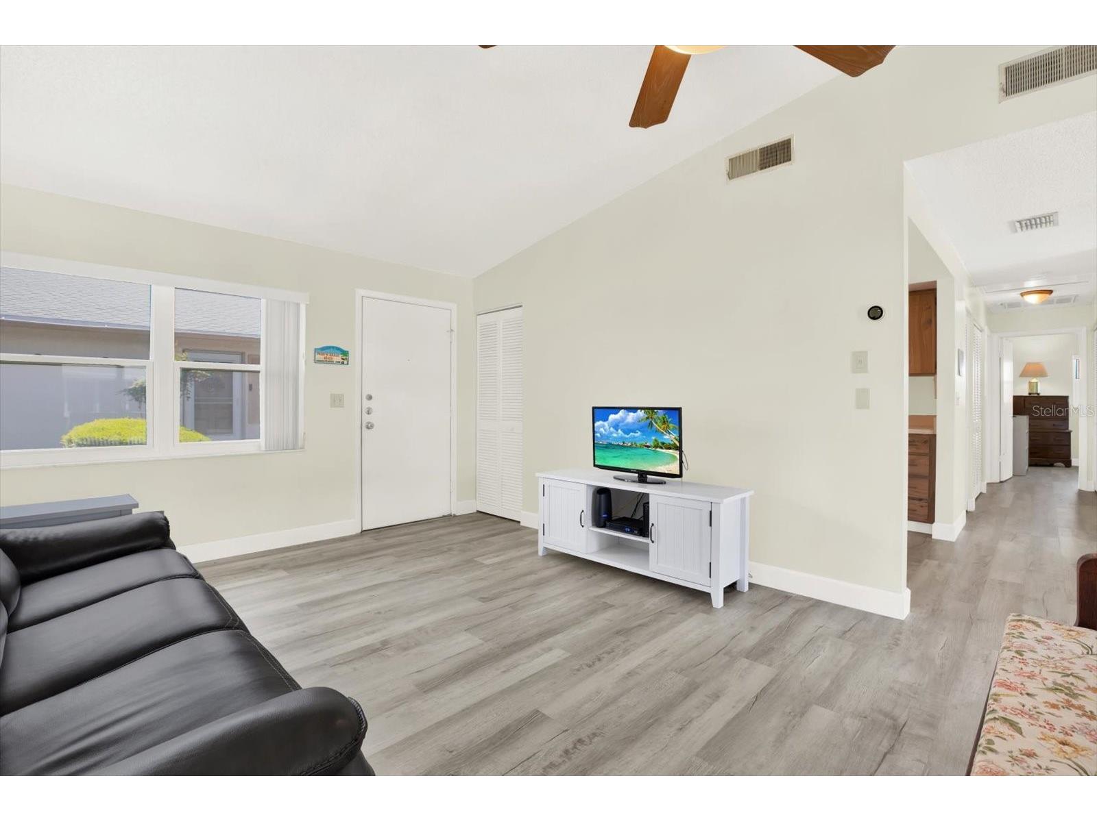 3146 37th Lane S #A Saint Petersburg FL 33711 TB8465070 image8