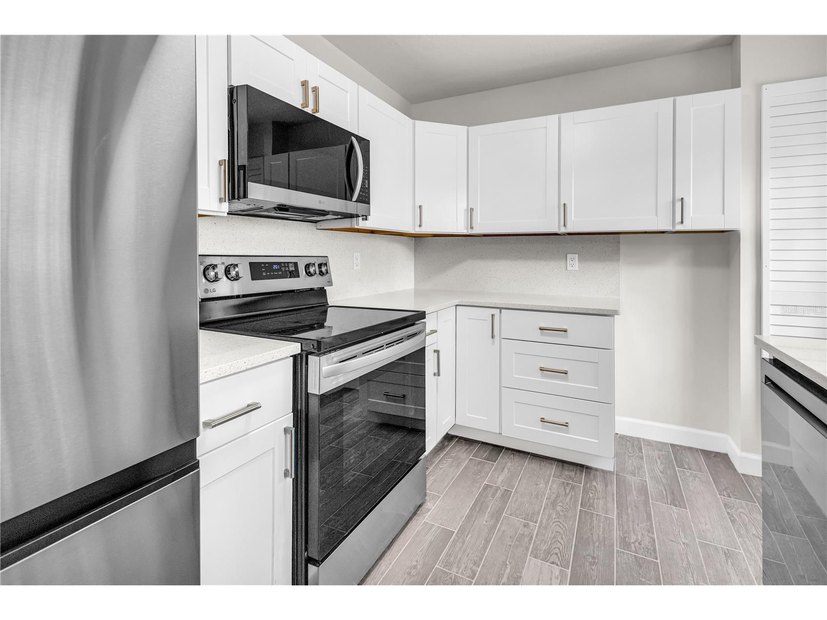 3146 Osage Terrace Sarasota FL 34231 A4697446 image9
