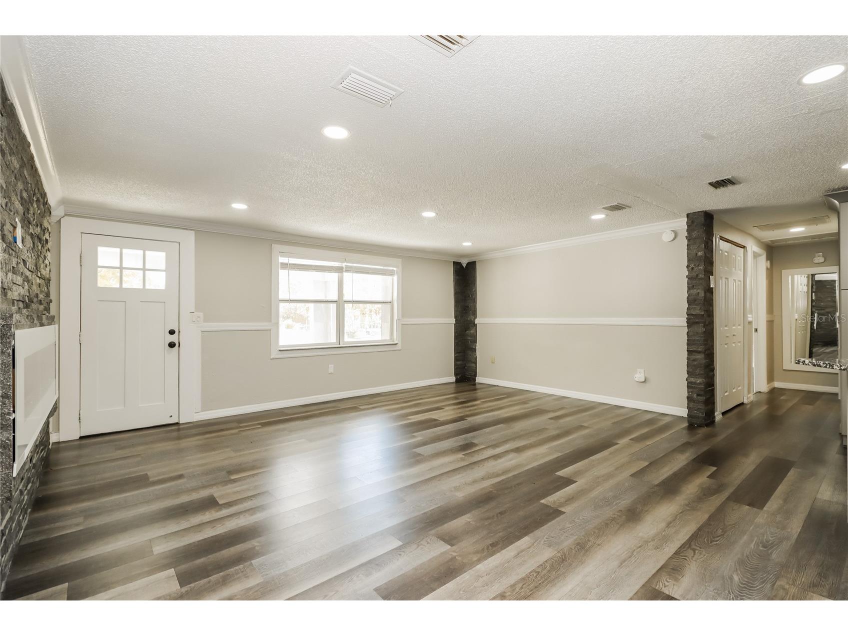 3147 36th Avenue N Saint Petersburg FL 33713 O6396407 image4