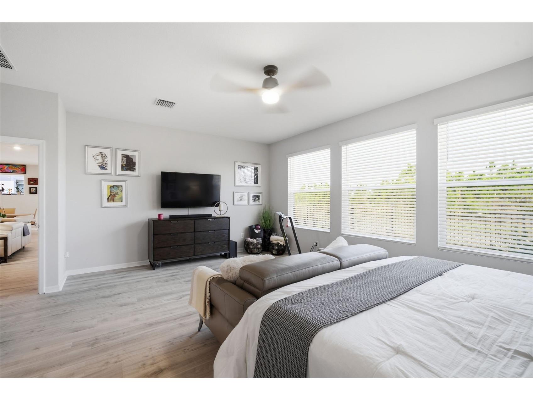 31477 Westbury Estates Avenue Wesley Chapel FL 33545 TB8484401 image37