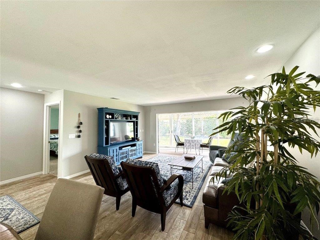 3148 Ringwood Meadow #53 Sarasota FL 34235 A4679420 image12