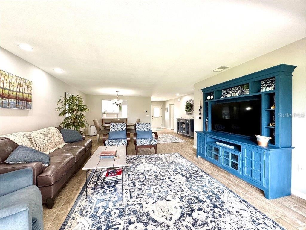 3148 Ringwood Meadow #53 Sarasota FL 34235 A4679420 image14