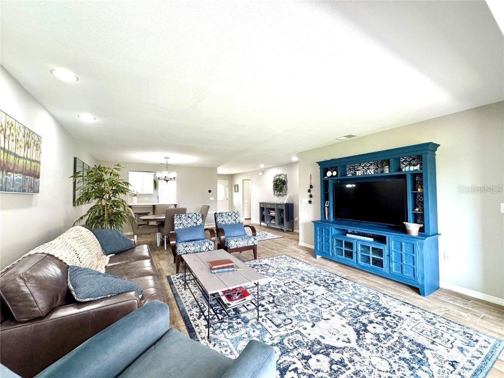 3148 Ringwood Meadow #53 Sarasota FL 34235 A4679420 image15